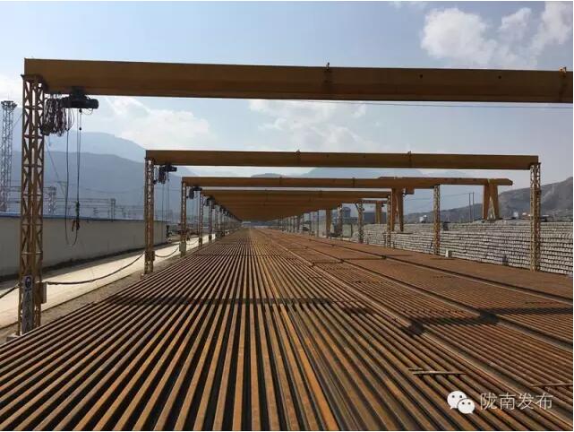 蘭渝鐵路最新進展！除胡麻嶺隧道外已全線鋪通