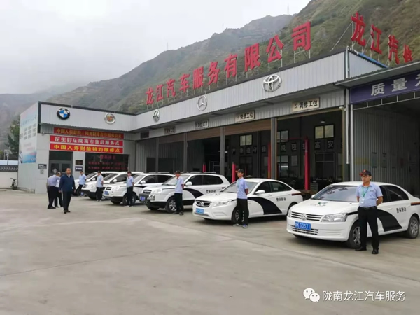 金錘鈑金，銀槍噴漆！龍江汽修值得信賴！