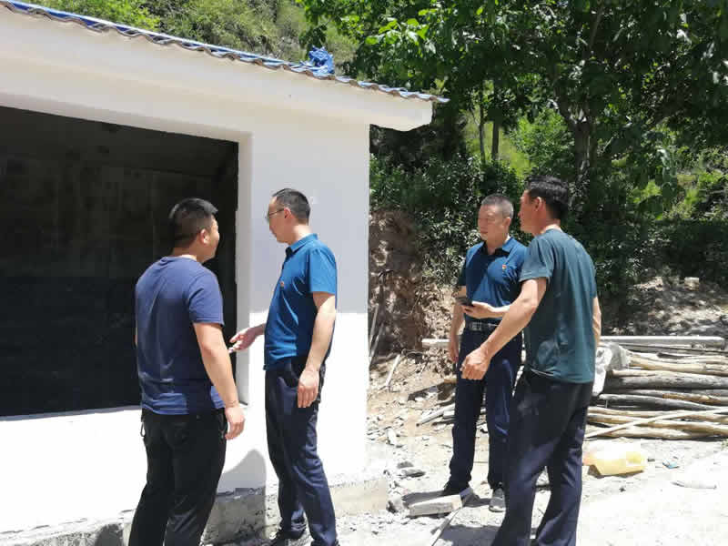 “感黨恩、憶黨史”，--市龍江城鄉(xiāng)發(fā)展集團(tuán)公司開展慶祝建黨99周年主題黨日活動(dòng)